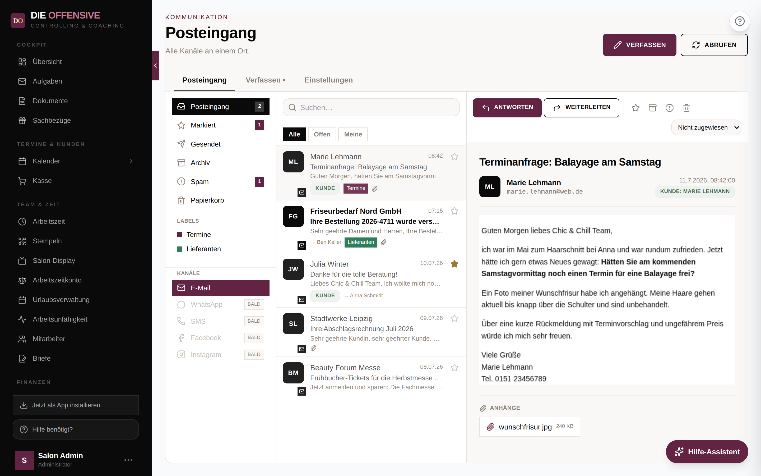 Posteingang mit Ordnerspalte, Nachrichtenliste und geöffneter Nachricht